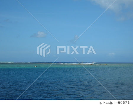 青い海 青い海