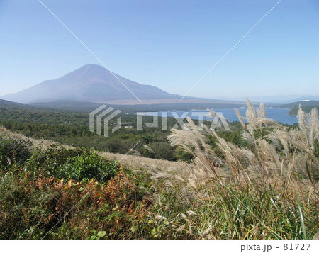 秋の富士山