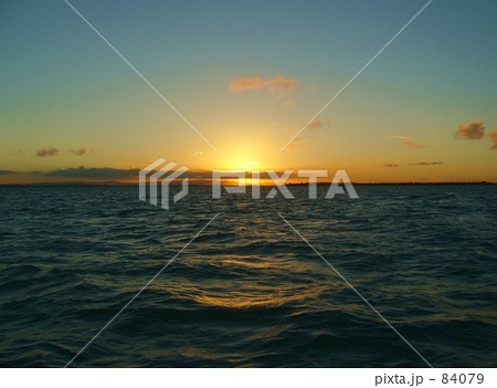 海 海