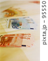 EURO***