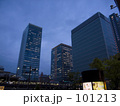 素材ナンバー 101213 : 「秋葉原　夜」
