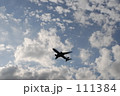 秋空の飛行機。