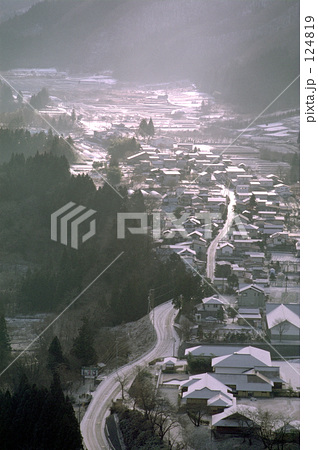 山里の朝 山里の朝