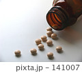 素材ナンバー 141007 : 「薬」