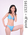 水着女性