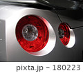 車の後ろ