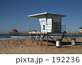ビーチ監視小屋