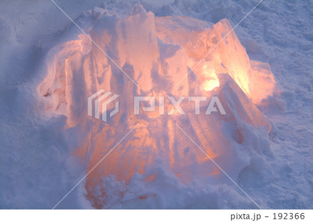 「氷柱らんぷ」の写真素材