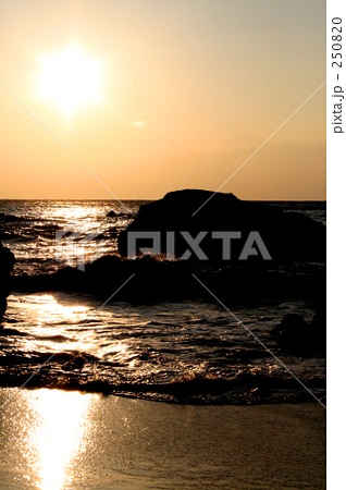 自然 海岸線 荒海