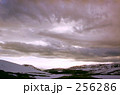 春の雪山