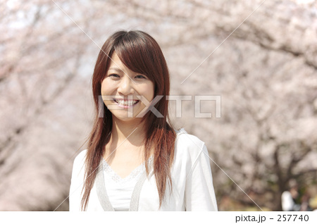 人物 女性 学生