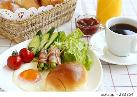 朝食 Ⅳ 朝食 Ⅳ