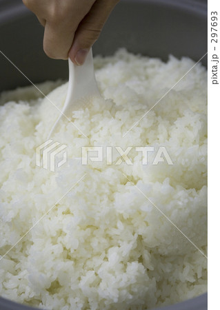 「白米 ご飯 飯 ごはん ゴハン 」の写真素材