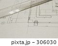 306030