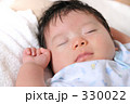 赤ちゃん