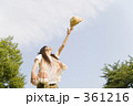 361216