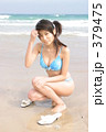 砂浜の水着女性