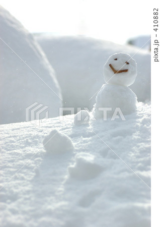 「スノーマン 雪だるま 雪 」の写真素材 「スノーマン 雪だるま 雪 」の写真素材
