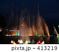 夜の噴水