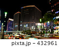 夜の銀座 数寄屋橋交差点