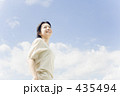 爽やかな笑顔の女性