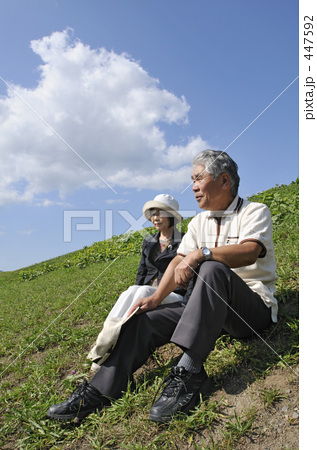 「初老の夫婦」の写真素材