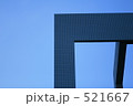 521667