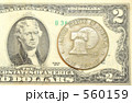 1ドル硬貨と2ドル札