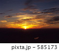 585173