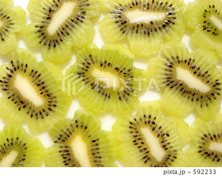 キウイフルーツの薄切り キウイフルーツの薄切り
