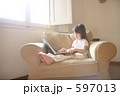 597013