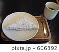 606392