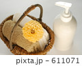 籠の中に入ったタオル