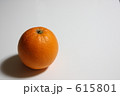 615801
