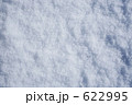 622995