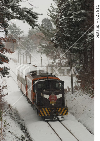 林を駆けるストーブ列車 林を駆けるストーブ列車