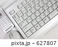 627807