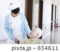 看護師とシニア