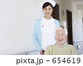 看護師とシニア