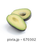 670302