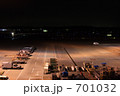 夜の成田空港
