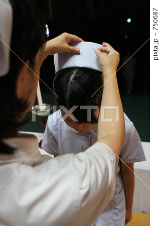 「戴帽式」の写真素材