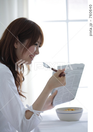 窓辺の朝食
