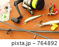 スポーツフィッシュング　ルアー釣りの準備とつり竿