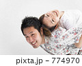 774970