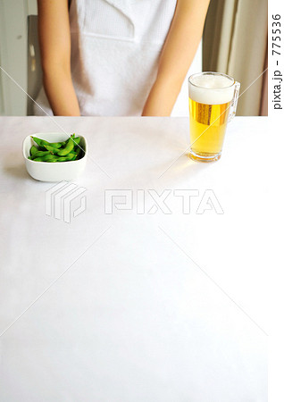 「あと、何が出てくるのかな?」の写真素材 「あと、何が出てくるのかな?」の写真素材
