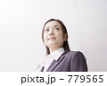 779565