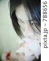 包帯白女菊花