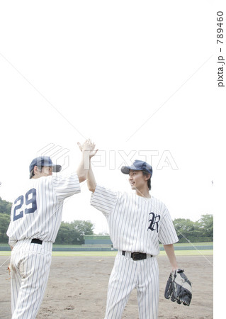 「20代 日本人 男性 人物 」の写真素材