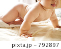 はいはい赤ちゃん